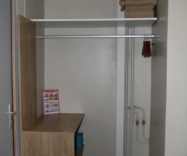 Le Prado De St Raph 2*